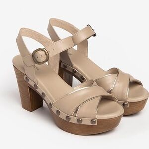 Nero Giardini womens leather clog heels sandals studded size EU 39/ US 9